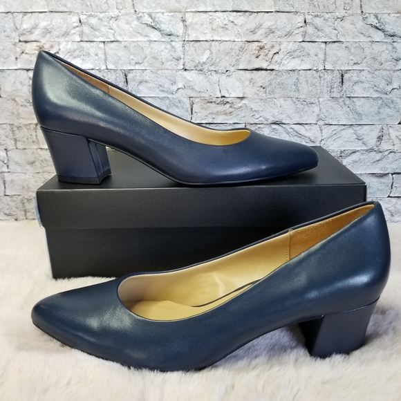 Naturalizer carmen pump Outlet